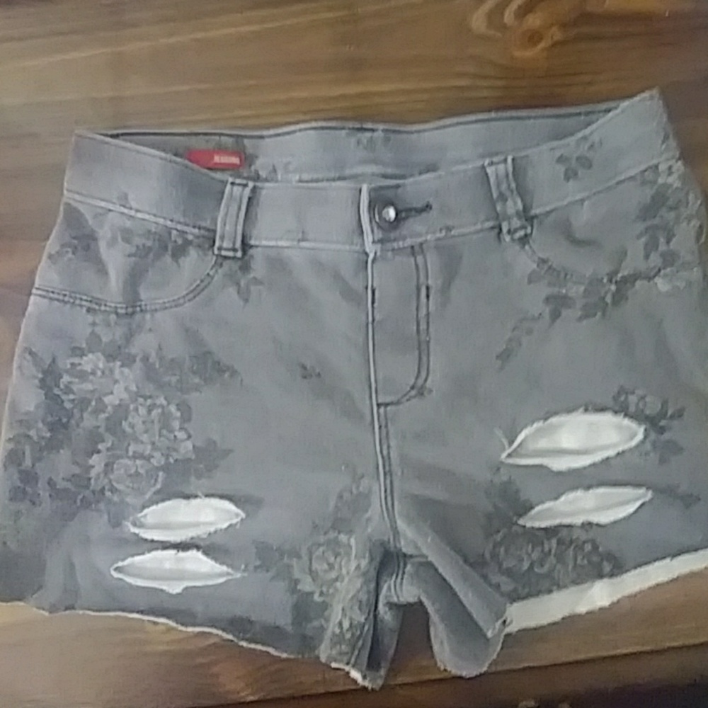 Homecut Shorts=really short